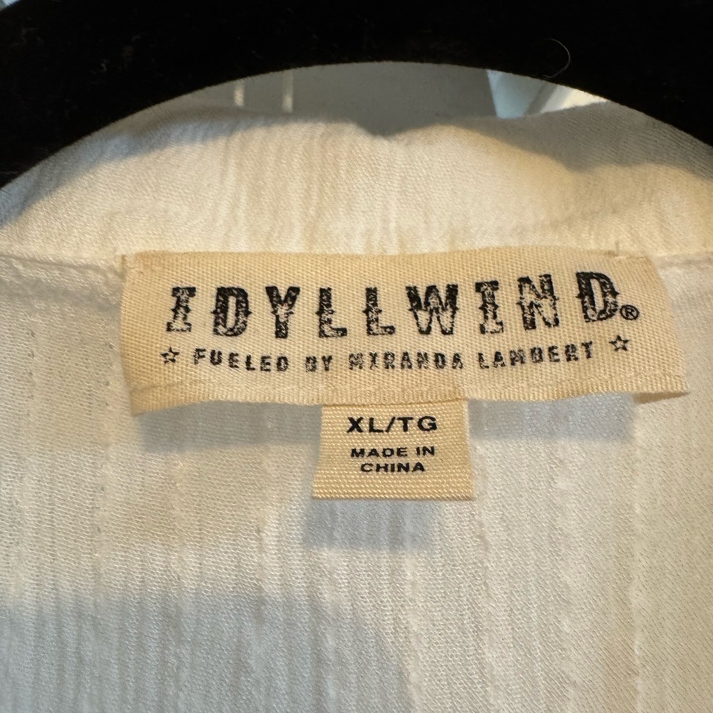 Idyllwind White Sleeveless Button-Down Tie-Front Shirt - Picture 3 of 5